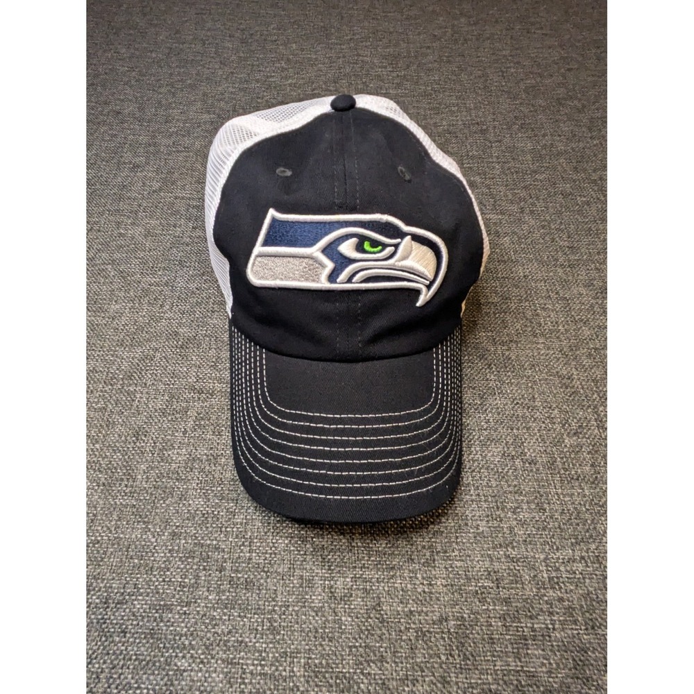 Seattle Seahawks Football Mesh Hat Black & White NFL Fanatics Snapback Cap